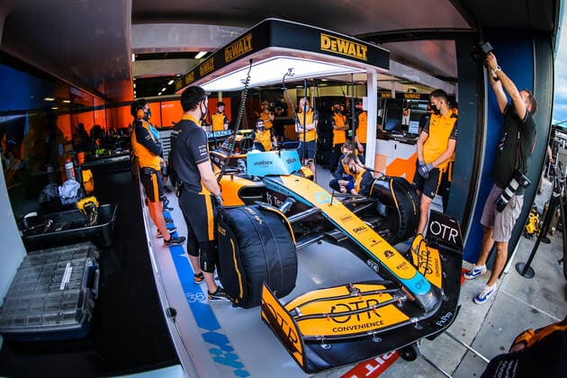 April 8, 2022, Melbourne, Victoria, Australia: MELBOURNE, AUSTRALIA - APRIL 8: Lando Norris of McLaren F1 Team in the garage in 1st practice at the 2022 Australian Formula 1 Grand Prix on 8th April 2022 Melbourne Australia - ZUMAp121 20220408_zsp_p121_036 Copyright: xChrisxPutnamx