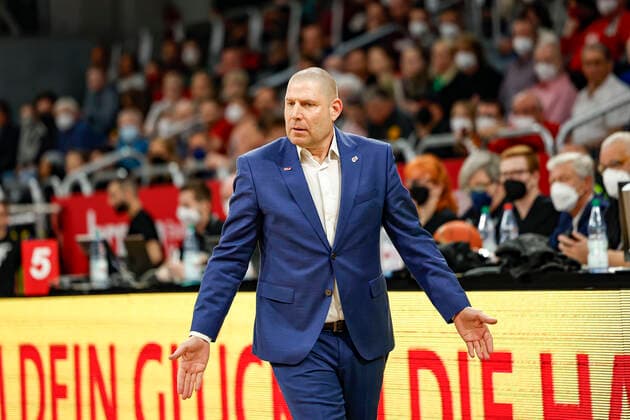 Headcoach Oren Amiel (Brose Bamberg) Brose Bamberg - Niners Chemnitz - easyCredit-BBL - Basketball Bundesliga Saison 2021 22 Spieltag 29, 08.04.2022 Bamberg, Brose Arena Foto: Daniel Löb Loeb Copyright: DanielxLöb