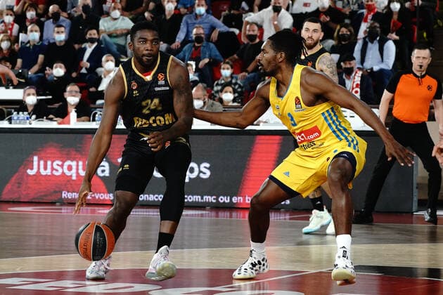 Yakuba Ouattara (AS Monaco) - Jaleen Smith (Alban Berlin) BASKETBALL : Monaco vs Alba Berlin - Euroleague - Monaco - 08 04 2022 NorbertScanella Panoramic 