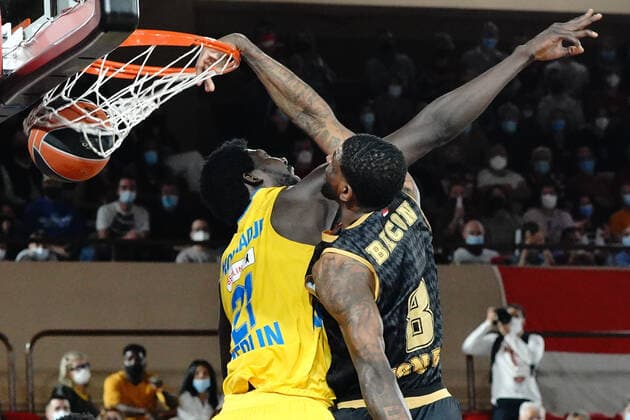 Dwayne Bacon (AS Monaco) - Christ Koumadje (Alban Berlin) BASKETBALL : Monaco vs Alba Berlin - Euroleague - Monaco - 08 04 2022 NorbertScanella Panoramic 