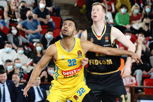 Brock Motum (AS Monaco) - Johannes Thiemann (Alban Berlin) BASKETBALL : Monaco vs Alba Berlin - Euroleague - Monaco - 08 04 2022 NorbertScanella Panoramic 