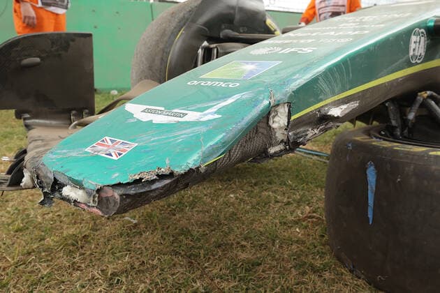 FORMULA 1 ROLEX AUSTRALIAN GRAND PRIX 2022 09.04.2022, Albert-Park, Melbourne, FORMULA 1 ROLEX AUSTRALIAN GRAND PRIX 2022 , im Bild Unfall von Sebastian Vettel (DEU), Aston Martin Aramco Cognizant Formula One Team