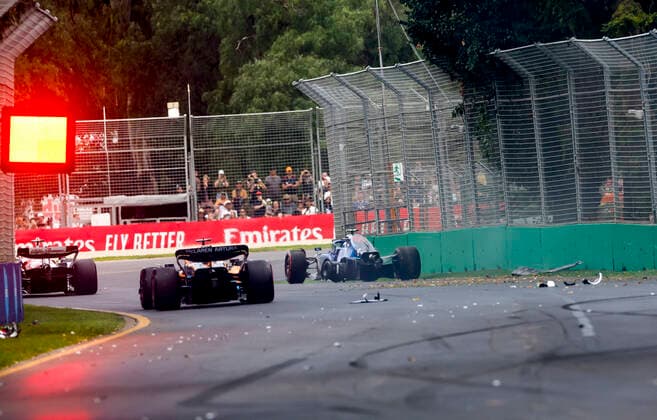 6 Nicholas Latifi (CAN, Williams Racing) after crash, F1 Grand Prix of Australia at Melbourne Grand Prix Circuit on April 9, 2022 in Melbourne, Australia. (Photo by HOCH ZWEI) Melbourne Australia