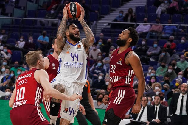 Real Madrid v FC Bayern Munich - Turkish Airlines EuroLeague Jeffery Taylor of Real Madrid in action during the Turkish Airlines EuroLeague match between Real Madrid and FC Bayern Munich at Wizink Center on April 08, 2022 in Madrid, Spain. Madrid Spain  Copyright: xOscarxGonzalezx originalFilename:gonzalez-notitle220408_npcUb.jpg