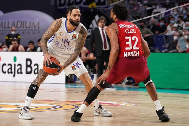 Real Madrid v FC Bayern Munich - Turkish Airlines EuroLeague Jeffery Taylor of Real Madrid in action during the Turkish Airlines EuroLeague match between Real Madrid and FC Bayern Munich at Wizink Center on April 08, 2022 in Madrid, Spain. Madrid Spain  Copyright: xOscarxGonzalezx originalFilename:gonzalez-notitle220408_np4qV.jpg