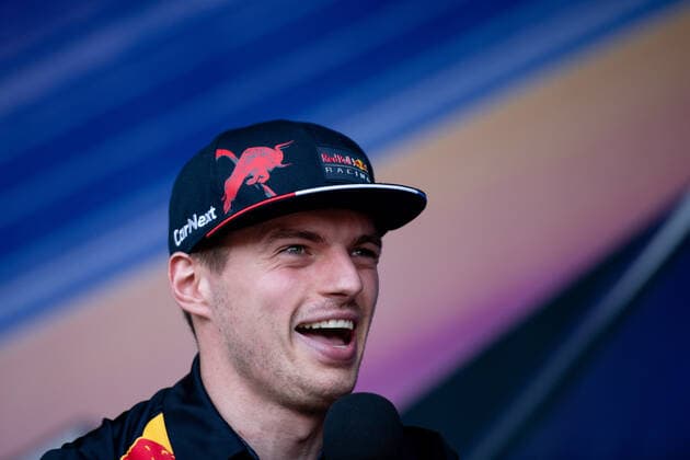 Max Verstappen (NED, Oracle Red Bull Racing 1) lacht, AUS, Formel 1 Grand Prix von Australien, Albert Park Circuit Melbourne, Race Day, 10.04.2022 AUS, Formel 1 Grand Prix von Australien, Albert Park Circuit Melbourne, Race Day, 10.04.2022 Melbourne Copyright: xEibner Memmlerx EP_MMR