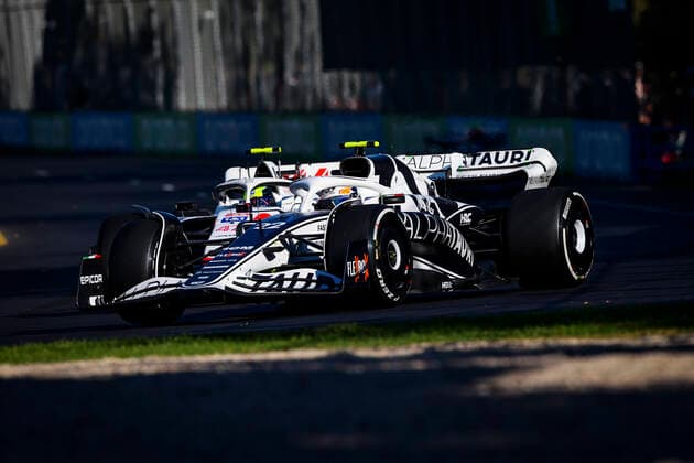 22 Yuki Tsunoda (JPN, Scuderia AlphaTauri), 47 Mick Schumacher (DEU, Haas F1 Team), F1 Grand Prix of Australia at Melbourne Grand Prix Circuit on April 10, 2022 in Melbourne, Australia. (Photo by HOCH ZWEI) Melbourne Australia