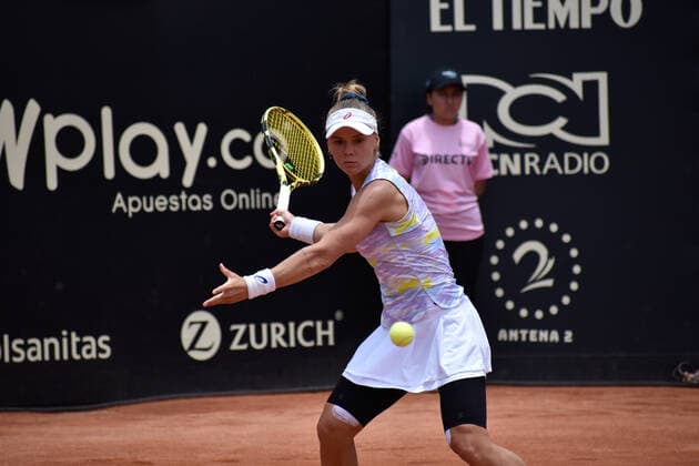 April 10, 2022, Bogota, Cundinamarca, Colombia: Laura Pigossi from Brazil during the final match against German Tatjana Maria at the Copa Colsanitas of the WTA, Tennis Damen Tournament in Bogota, Colombia, April 10, 2022. Tatjana was the winner of the WTA Colsanitas tournament. : Long Visual Press Bogota Colombia - ZUMAvp1_ 0155272281st Copyright: xCristianxBayonax