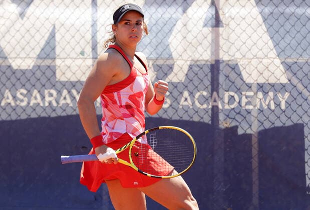 TENNIS - Billie Jean King Cup 2022 ANTALYA,TURKEY,12.APR.22 - TENNIS - Billie Jean King Cup, Europe Africa Group I. Image shows the rejoicing of Julia Grabher (AUT).  GEPAxpictures xWalterxLuger