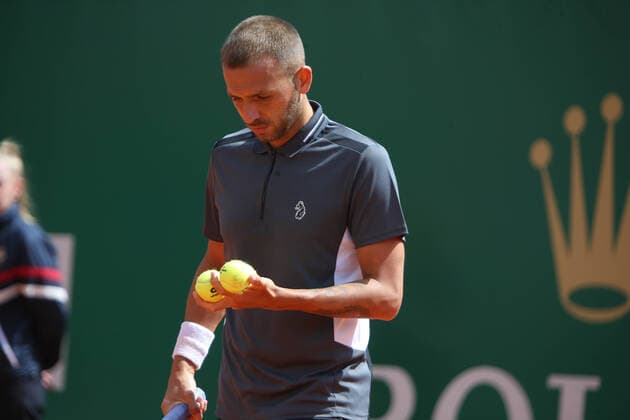 Daniel Evans of Great Britain during the Rolex Monte-Carlo Masters 2022, ATP, Tennis Herren Masters 1000 tennis tournament on April 12, 2022 at Monte-Carlo Country Club in Roquebrune-Cap-Martin, France - Photo Laurent Lairys TENNIS : Rolex Monte-Carlo Masters 2022 - ATP Masters 1000 tennis - 12 04 2022 LaurentLairys Panoramic 