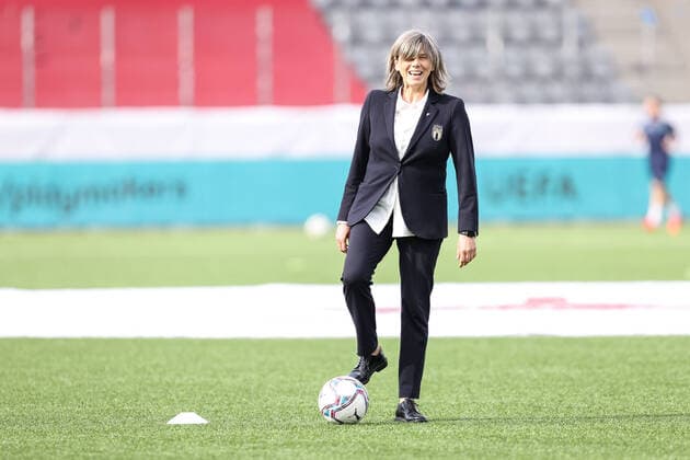 12.04.2022, Thun, Stockhorn Arena, FIFA Women s World Cup 2023 Qualifiers: Switzerland - Italy, head coach Milena Bertolini (Italy) Thun Stockhorn Arena Bern Switzerland Copyright: xJustPictures.ch LuigixRizzox