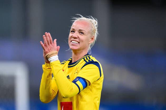220412 Caroline Seger of Sweden celebrates after the FIFA Women s World Cup Qualifier football match between Sweden and Ireland on April 12, 2022 in Göteborg. Photo: Carl Sandin BILDBYRAN kod CS MI0270 fotboll football soccer fotball vm-kval kval fifa women s world cup qualifier qualifier sverige sweden irland ireland dam bbeng jubel Copyright: CARLxSANDIN BB220412CS103
