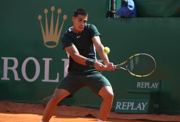 Carlos Alcaraz of Spain during the Rolex Monte-Carlo Masters 2022, ATP, Tennis Herren Masters 1000 tennis tournament on April 13, 2022 at Monte-Carlo Country Club in Roquebrune-Cap-Martin, France - Photo Laurent Lairys TENNIS : Master 1000 de Monte-Carlo - Monte Carlo - 13 04 2022 LaurentLairys Panoramic 