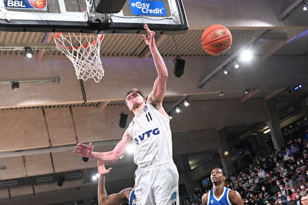 Basketball I Herren I Saison 2021-2022 I Bundesliga I 30. Spieltag I Hamburg Towers - Fraport Skyliners I 13.04.2022 Maik Kotsar (11, Hamburg Towers) Hamburg edel-optics.de Arena Hamburg Deutschland Copyright: xLobeca AndreasxHannigx