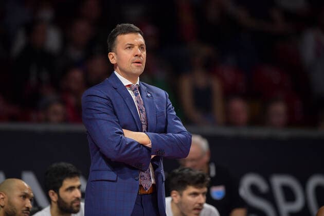 Basketball, BBL, FC Bayern München - SYNTAINICS MBC Basketball, BBL, 20220413, FC Bayern München - Mitteldeutscher Basketball Club. Im Bild Head Coach des Mitteldeutscher Basketball Club Igor JOVOVIC. München Audi Dome Bayern Deutschland Copyright: Passion2Press MarkusxFischerx
