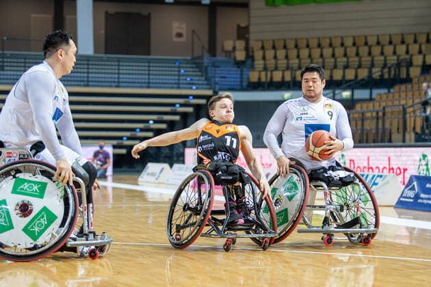 RBBL; RSV Lahn-Dill - Hannover United, 13.04.22 Hiroaki Kozai ( 9 RSV Lahn-Dill), Jan Sadler ( 11 Hannover United), Reo Fujimoto ( 12 RSV Lahn-Dill) RBBL; RSV Lahn-Dill - Hannover United: Wetzlar, 13.04.22 Copyright: xBEAUTIFULxSPORTS Roeczeyx