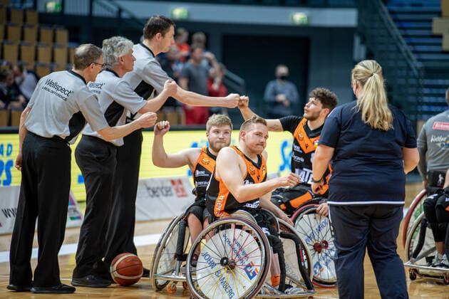 RBBL; RSV Lahn-Dill - Hannover United, 13.04.22 Jan Haller ( 10 Hannover United), Oliver Jantz ( 4 Hannover United), Amit Vigoda ( 8 Hannover United) RBBL; RSV Lahn-Dill - Hannover United: Wetzlar, 13.04.22 Copyright: xBEAUTIFULxSPORTS Roeczeyx