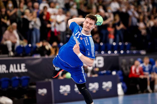 Kiel, 13. April 2022 - Handball, WM-Play-Offs, Deutschland - Färöer: Elias Ellefsen a Skipagotu (Fa?ro?er, 71)