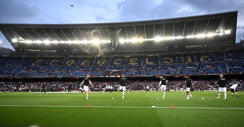 14.04.2022, xjhx, Fussball UEFA Europa League, FC Barcelona, Barca - Eintracht Frankfurt emspor, v.l. Warmup Eintracht (DFL DFB REGULATIONS PROHIBIT ANY USE OF PHOTOGRAPHS as IMAGE SEQUENCES and or QUASI-VIDEO) Barcelona