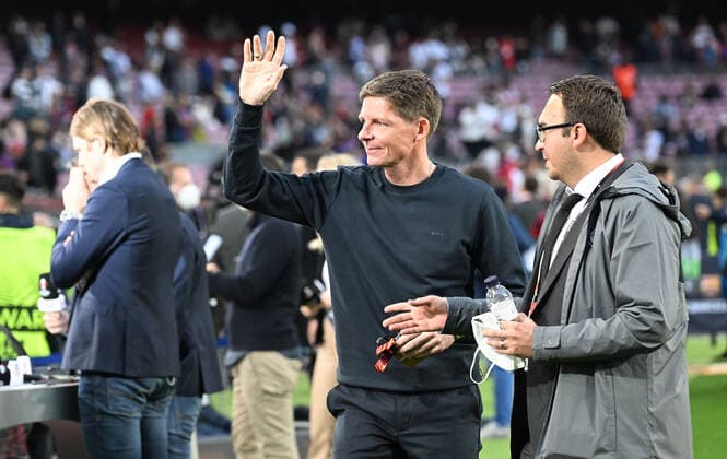 14.04.2022, xjhx, Fussball UEFA Europa League, FC Barcelona, Barca - Eintracht Frankfurt emspor, v.l. Trainer Oliver Glasner (Eintracht Frankfurt) zautz (DFL DFB REGULATIONS PROHIBIT ANY USE OF PHOTOGRAPHS as IMAGE SEQUENCES and or QUASI-VIDEO) Barcelona