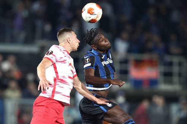 Bergamo 14 04 2022 - Europa League Atalanta-RB Lipsia foto Image nella foto: Duvan Zapata-Willi Orban 