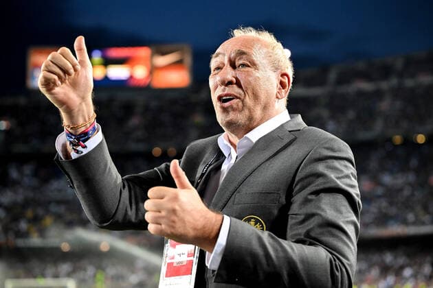 Fußball, EL, FC Barcelona - Eintracht Frankfurt Barcelona, Camp Nou, 11.04.22, ESP, Herren, UEFA Europa League, Saison 2021-2022, FC Barcelona, Barca - Eintracht Frankfurt Bild: Praesident Peter Fischer (Frankfurt) Nur fuer journalistische Zwecke! Only for editorial use! Gemaess den Vorgaben der UEFA ist es untersagt, in dem Stadion und oder vom Spiel angefertigte Fotoaufnahmen in Form von Sequenzbildern und oder videoaehnlichen Fotostrecken zu verwerten bzw. verwerten zu lassen. UEFA regulations prohibit any use of photographs as image sequences and or quasi-video. Katalonien Spanien