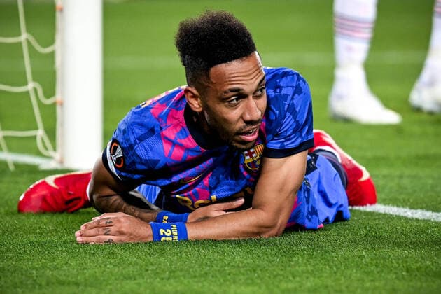 Sport Themen der Woche KW15 Sport Bilder des Tages Barcelona, Camp Nou, 11.04.22, ESP, Herren, UEFA Europa League, Saison 2021-2022, FC Barcelona, Barca - Eintracht Frankfurt Bild: Pierre-Emerick Aubameyang (Barcelona) Nur fuer journalistische Zwecke! Only for editorial use! Gemaess den Vorgaben der UEFA ist es untersagt, in dem Stadion und oder vom Spiel angefertigte Fotoaufnahmen in Form von Sequenzbildern und oder videoaehnlichen Fotostrecken zu verwerten bzw. verwerten zu lassen. UEFA regulations prohibit any use of photographs as image sequences and or quasi-video. Katalonien Spanien *** Barcelona, Camp Nou, 11 04 22, ESP, Men, UEFA Europa League, Season 2021 2022, FC Barcelona Eintracht Frankfurt Picture Pierre Emerick Aubameyang Barcelona Only for journalistic use Only for editorial use According to UEFA regulations it is forbidden to use or have used photographs taken in the stadium and or from the game in the form of sequence images and or video-like photo series UEFA regulations prohibit any use of photographs as image sequences and or quasi video Catalonia Spain