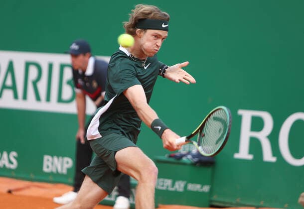 Andrey Rublev of Russie during the Rolex Monte-Carlo Masters 2022, ATP, Tennis Herren Masters 1000 tennis tournament on April 14, 2022 at Monte-Carlo Country Club in Roquebrune-Cap-Martin, France - Photo Laurent Lairys TENNIS : Monte Carlo 2022 - Monaco - 14 04 2022 LaurentLairys Panoramic 