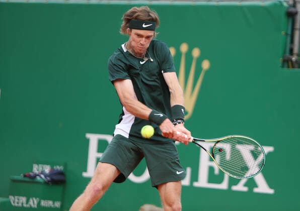 Andrey Rublev of Russie during the Rolex Monte-Carlo Masters 2022, ATP, Tennis Herren Masters 1000 tennis tournament on April 14, 2022 at Monte-Carlo Country Club in Roquebrune-Cap-Martin, France - Photo Laurent Lairys TENNIS : Monte Carlo 2022 - Monaco - 14 04 2022 LaurentLairys Panoramic 
