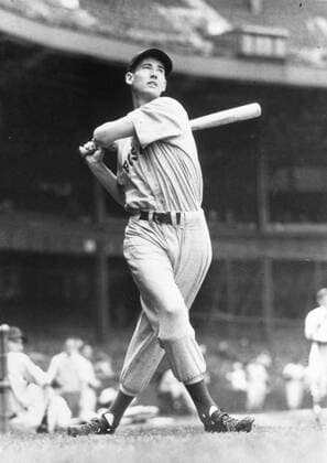 CLEVELAND, OH - 1941. Young Ted Williams takes some swings for the photographers before a game at League Park in Cleveland, Ohio in 1941. MLB, Baseball Herren, USA Archive Icon208543844