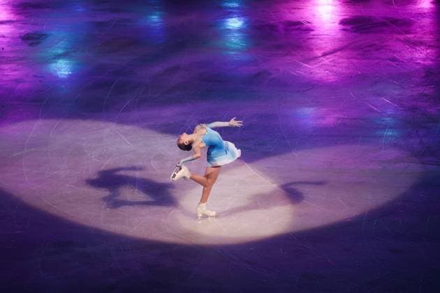 Sport Themen der Woche KW15 News Bilder des Tages MOSCOW, RUSSIA - APRIL 15, 2022: Russian figure skater Kamila Valiyeva performs during Ilya Averbukh s Lednikovy Period Ice Age ice gala show marking the 75th birthday of Russian Figure skating, Eiskunstlauf coach Tatiana Tarasova at Luzhniki Sports Palace. Valery Sharifulin TASS  TS12CDD8