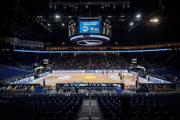 Basketball Berlin 15.04.2022 Saison 2021 2022 2. Bundesliga Damen Frauen 2. DBBL Aufstiegsrunde Alba Berlin - Rhein-Main Baskets mercedes Benz Arena Sportstätte