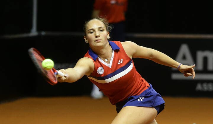 Stuttgart , Porsche Tennis Grand Prix , Qualifikation , Mara Guth ( GER )