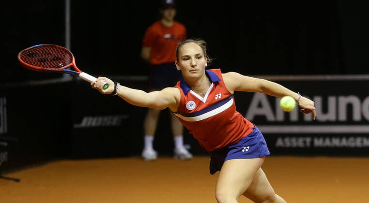 Stuttgart , Porsche Tennis Grand Prix , Qualifikation , Mara Guth ( GER )