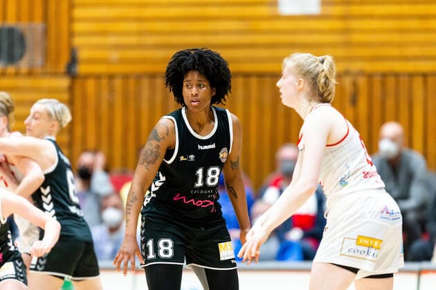 Basketball - DBBL - Play GiroLive Panthers Osnabrück - Rheinland Lions am 16.04.2022 im home of panthers in Osnabrück Brianna Lee Rollerson (Rheinland Lions)
