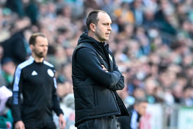 Fußball: 2. Bundesliga, 30. Spieltag, SV Werder Bremen - 1. FC Nürnberg am 17.04.2022 im Wohninvest Stadion in Bremen. Bremens Trainer Ole Werner schaut verzweifelt. DFL REGULATIONS PROHIBIT ANY USE OF PHOTOGRAPHS AS IMAGE SEQUENCES AND OR QUASI-VIDEO. Copyright: xTeresaxKrögerx