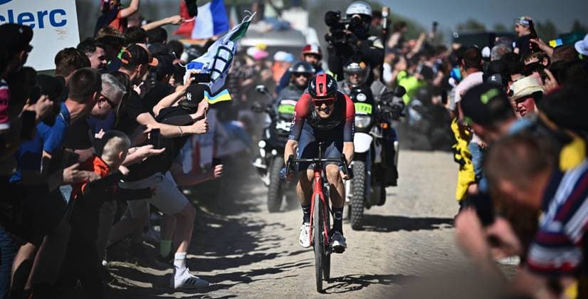 Radsport, Paris - Roubaix, Sieger Dylan van Baarle Dutch Dylan van Baarle of Ineos Grenadiers pictured in action during the 119th edition of the men elite race of the Paris-Roubaix cycling event, 257,2 km from Paris to Roubaix, France on Sunday 17 April 2022. JASPERxJACOBS  x34033301x
