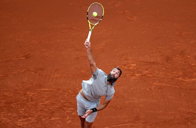 Barcelona Open Banc Sabadell 2022 Benoit Paire during the match against Soonwoo Kwon, corresponding to the Barcelona Open Banc Sabadell tennis tournament, 69th Conde de Godo Trophy, in Barcelona, on 18th April 2022. Barcelona Barcelona Spain  Copyright: xUrbanandsportx originalFilename:urbanandsport-barcelon220418_npDRD.jpg