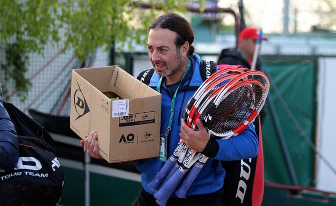 TENNIS - ATP, Tennis Herren Serbia Open 2022 BELGRADE,SERBIA,18.APR.22 - TENNIS - ATP World Tour, Serbia Open, training. Image shows Nicolas Massu, the coach of Dominic Thiem (AUT).  GEPAxpictures xAleksandarxDjorovic