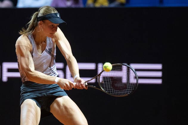 Liudmila Samsonova. Deutschland, Stuttgart, 18.04.2022, Tennis, Porsche Tennis Grand Prix, 2022, Runde 1, L.Samsonova - C.Paquet (FRA), Porsche Arena Foto: A2 Bildagentur Peter Hartenfelser