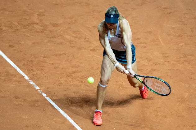 Liudmila Samsonova. Deutschland, Stuttgart, 18.04.2022, Tennis, Porsche Tennis Grand Prix, 2022, Runde 1, L.Samsonova - C.Paquet (FRA), Porsche Arena Foto: A2 Bildagentur Peter Hartenfelser