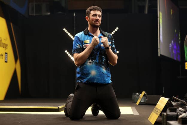 Sport Themen der Woche KW16 Sport Bilder des Tages DARTS - PDC, German Darts Grand Prix MUNICH,GERMANY,18.APR.22 - DARTS - PDC European Tour, German Darts Grand Prix. Image shows the rejoicing of Luke Humphries (ENG).  GEPAxpictures xM.xEngelbrecht