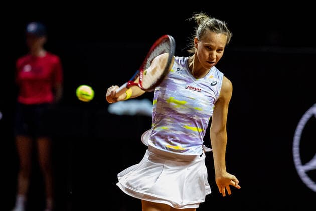 Viktorija Golubic, Swiss, Schweiz Tennis Damen Porsche-Cup Porsche Tennis Grand Prix GP Stuttgart 2022 Porsche-Arena 19.04.2022 Porsche Tennis Grand Prix Stuttgart 2022, 19.04.2022 Stuttgart Copyright: xEibner-Pressefoto RogerxBuerkex EP_EER