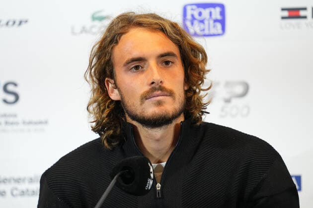 Sport Bilder des Tages ESP: Barcelona Open Banc, Conde de Godo Trophy Stefanos Tsitsipas Stefanos Tsitsipas during press conference, PK, Pressekonferenz in the Barcelona Open Banc Sabadell, Conde de Godo Trophy played at Real Club de Tenis Barccelona on April 19, 2022 in Barcelona, Spain. knpg Copyright: xBaguxBlancox xPRESSINPHOTOx PS_220419_006