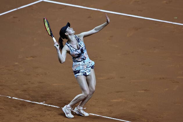 Eva Lys, GER, during first round of 2022 Porsche Tennis Grand Prix in Stuttgart, 19 04 2022; -