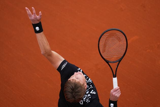 ESP: Barcelona Open Banc, Conde de Godo Trophy Ilia Ivashka during the match of Barcelona Open Banc Sabadell, Conde de Godo Trophy played at Real Club de Tenis Barccelona on April 19, 2022 in Barcelona, Spain. kpng Copyright: xBaguxBlancox xxPRESSINPHOTOx PS_220419_365