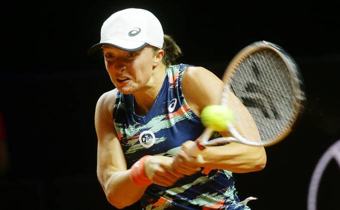 Stuttgart , Porsche Tennis Grand Prix , Iga Swiatek ( POL )