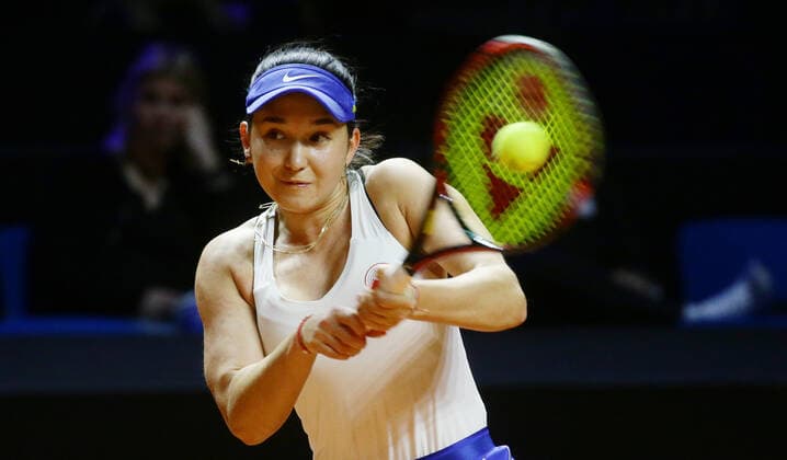 Stuttgart , Porsche Tennis Grand Prix , Eva Lys ( Ger )