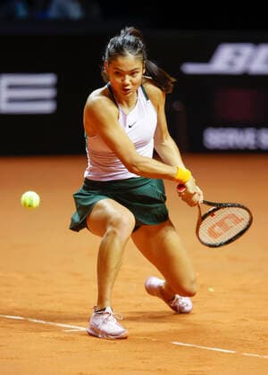 Stuttgart,Germany, 20th, April, 2022. British tennis player Emma Raducanuin action at the Porsche Tennis Grand Prix 2022 in Stuttgart on Wednesday 20 April 20212 Copyright: xJuergenxHasenkopfx