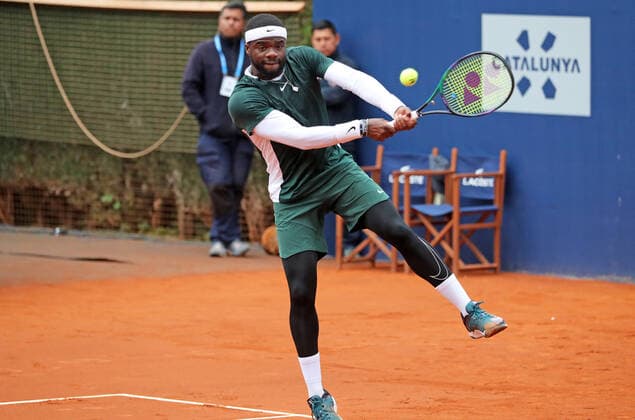 Barcelona Open Banc Sabadell 2022 - Day Three Frances Tiafoe during the match against Hugo Dellien, corresponding to the Barcelona Open Banc Sabadell tennis tournament, 69th Conde de Godo Trophy, in Barcelona, on 20th April 2022. Barcelona Barcelona Spain  Copyright: xUrbanandsportx originalFilename:urbanandsport-barcelon220420_np2Ej.jpg